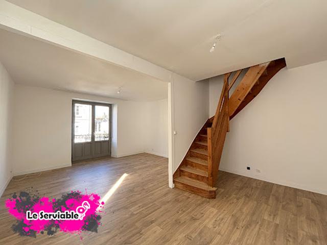Location Appartement 4 pièces 98 m2 Luxeuil les Bains