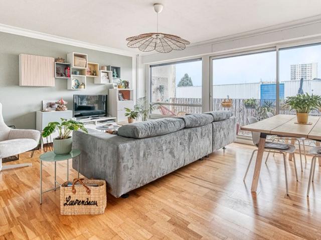 Location Appartement 4 pièces 98m²
