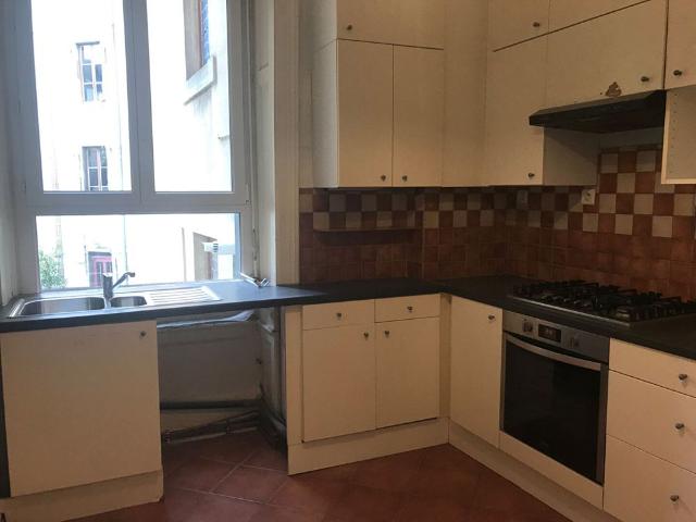 Location Appartement 4 pièces 98m² BESANCON 25000