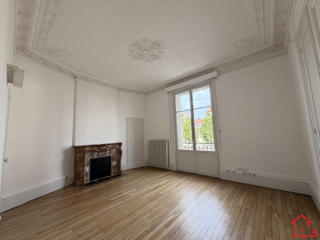 Location Appartement 4 pièces 98m² NANCY 54000