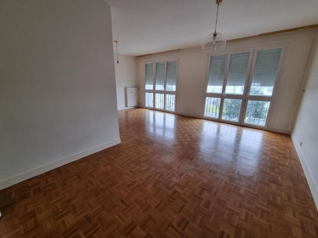 Location appartement 4 pièces 99.68 m2 à Tours