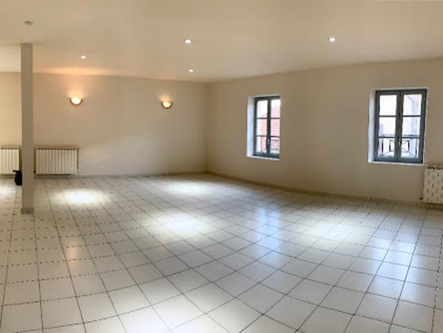 Location Appartement 4 pièces 99.69 m2 Caussade