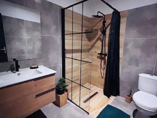 Location Appartement 4 pièces 100 m2 Petit bourg