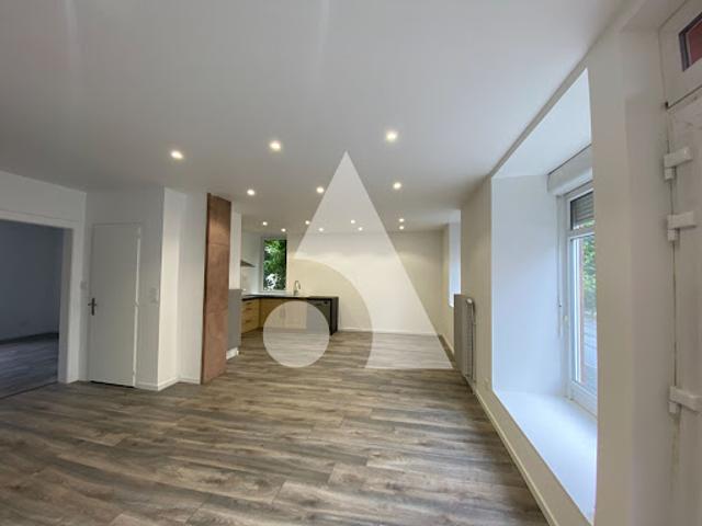Location Appartement 4 pièces 100 m2 Montreux Vieux