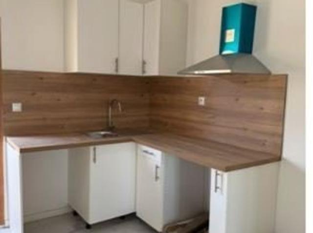 Location Appartement 4 pièces 100 m2 Marseille 15ème