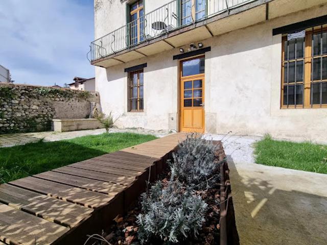 Location Appartement 4 pièces 100 m2 Saint Marcellin