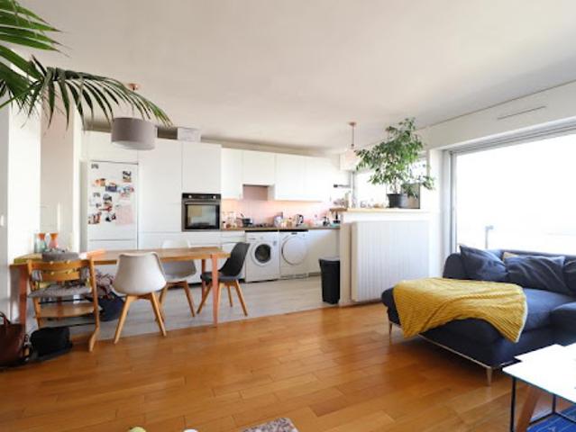 Location Appartement 4 pièces 100 m2 Paris 15ème