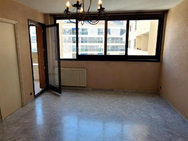 Location Appartement 4 pièces 100 m2 Perpignan