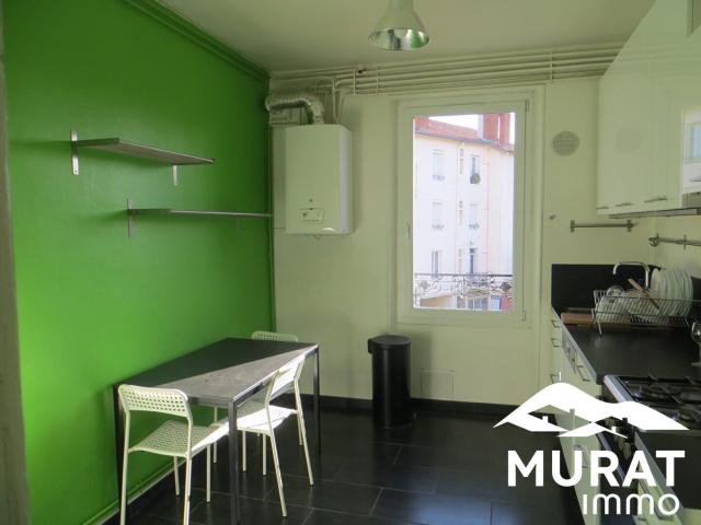 Location Appartement 4 pièces 100m² CLERMONT FERRAND 63000