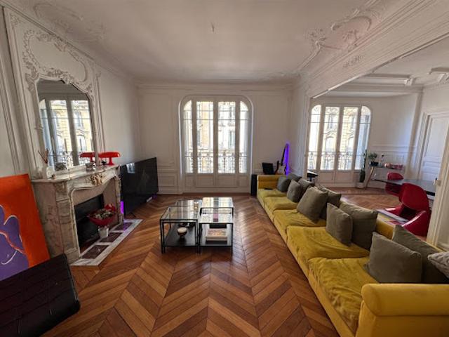Location Appartement 4 pièces 101 m2 Paris 12ème