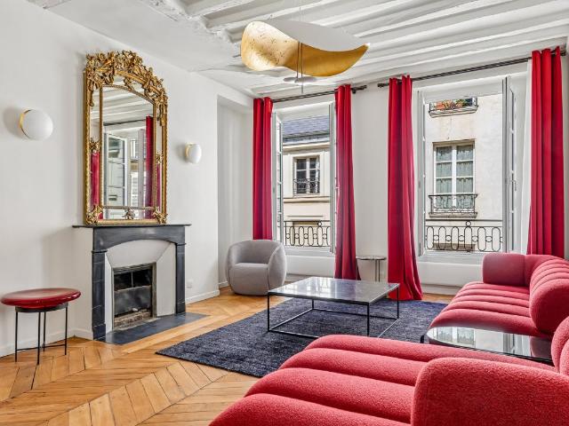 Location Appartement 4 pièces 101m² PARIS 7ème