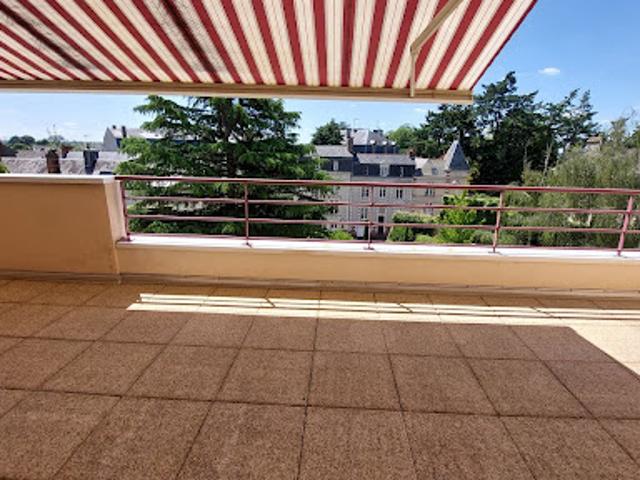 Location Appartement 4 pièces 102 m2 Cholet
