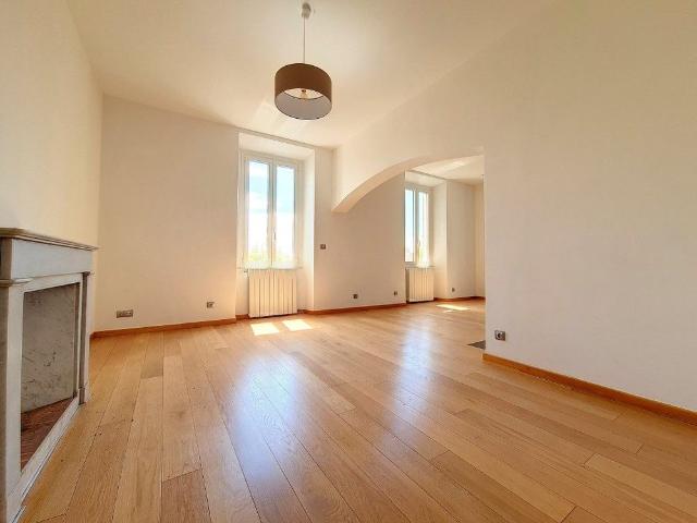 Location Appartement 4 pièces 103m² AJACCIO 20000