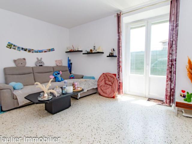 Location Appartement 4 pièces 103m² ST LATTIER 38840