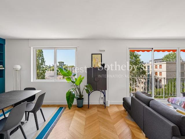 Location Appartement 4 pièces 104.3 m2 Neuilly sur Seine
