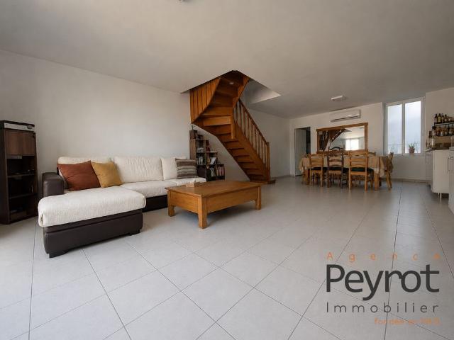 Location Appartement 4 pièces 104m² PERPIGNAN 66000