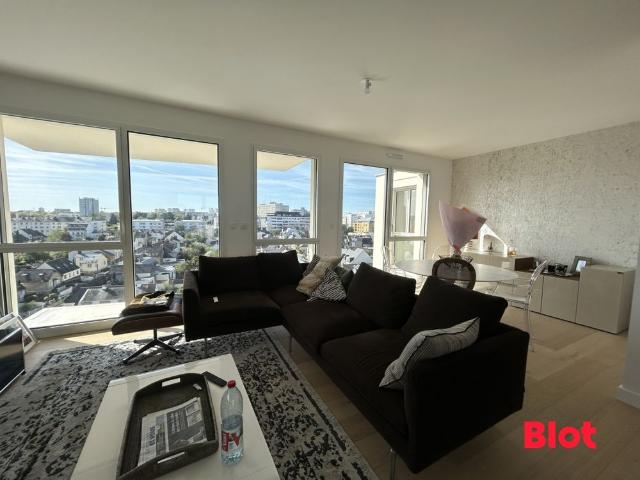 Location Appartement 4 pièces 104m² RENNES 35000