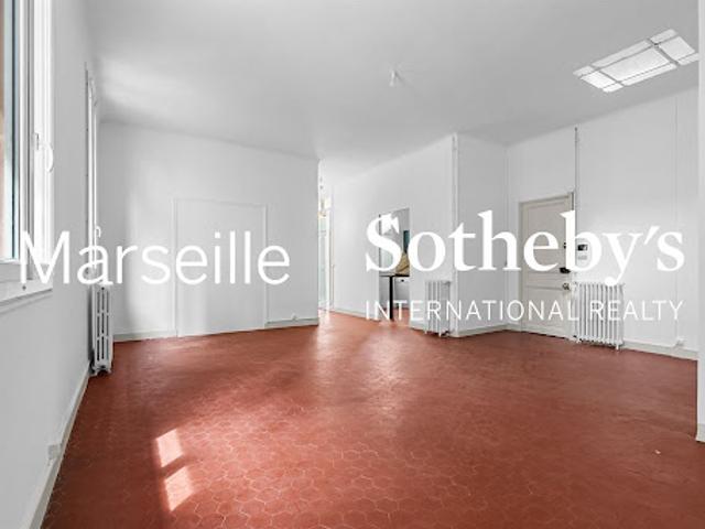 Location Appartement 4 pièces 105 m2 Marseille 6ème