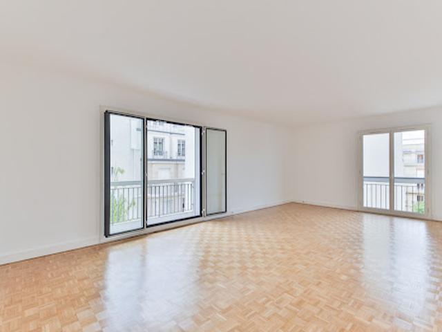 Location Appartement 4 pièces 106.57 m2 Paris 16ème