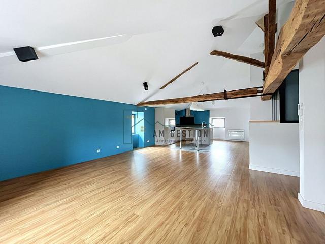 Location Appartement 4 pièces 107m²