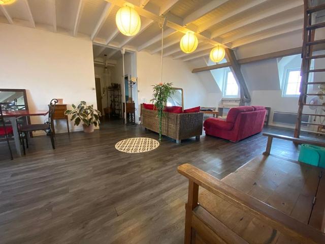 Location Appartement 4 pièces 107m²