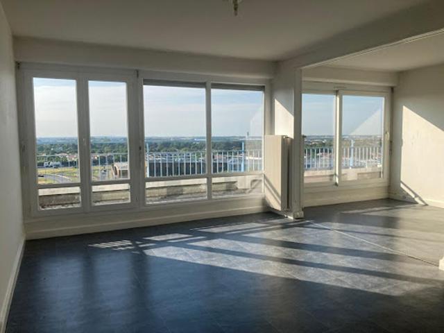 Location Appartement 4 pièces 109.22 m2 La Rochelle