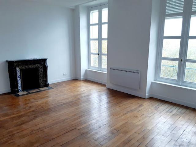 Location Appartement 4 pièces 109.34 m2 Nevers