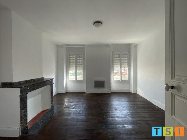 Location Appartement 4 pièces 109m² MONTREJEAU 31210