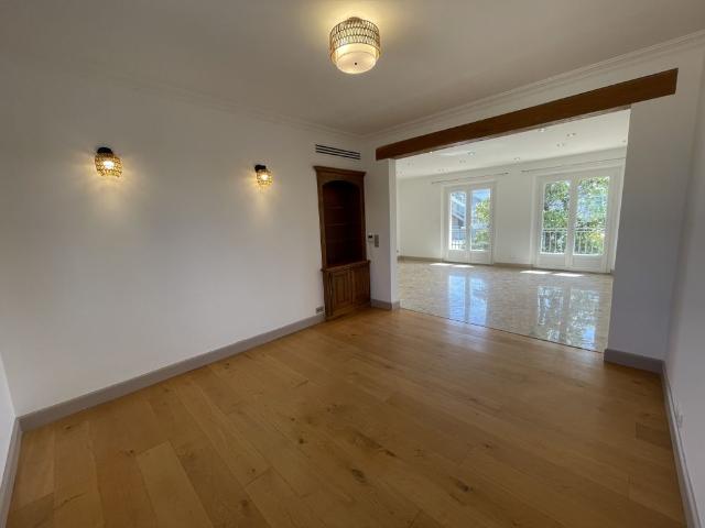 Location Appartement 4 pièces 109m² CARPENTRAS 84200