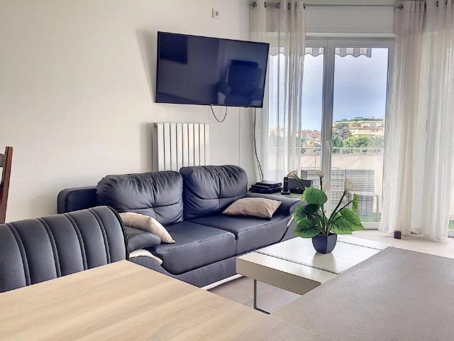 Location Appartement 4 pièces 109m² LE CANNET 06110