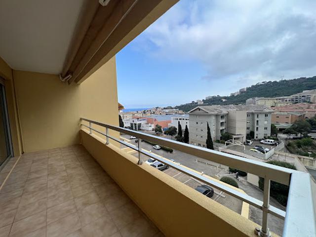 Location Appartement 4 pièces 110 m2 Bastia