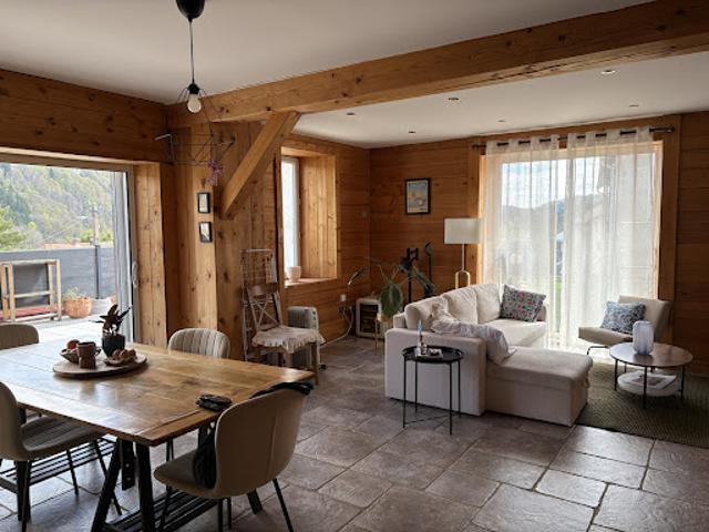 Location Appartement 4 pièces 110 m2 Les Crozets