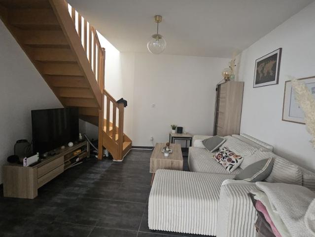 Location Appartement 4 pièces 110m² NEUVILLE DE POITOU 86170