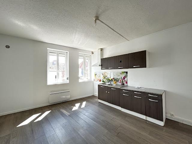 Location Appartement 4 pièces 111.52 m2 Le Cateau Cambrésis