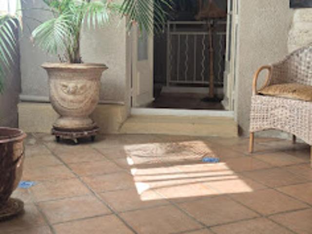 Location Appartement 4 pièces 111 m2 Villeneuve les avignon