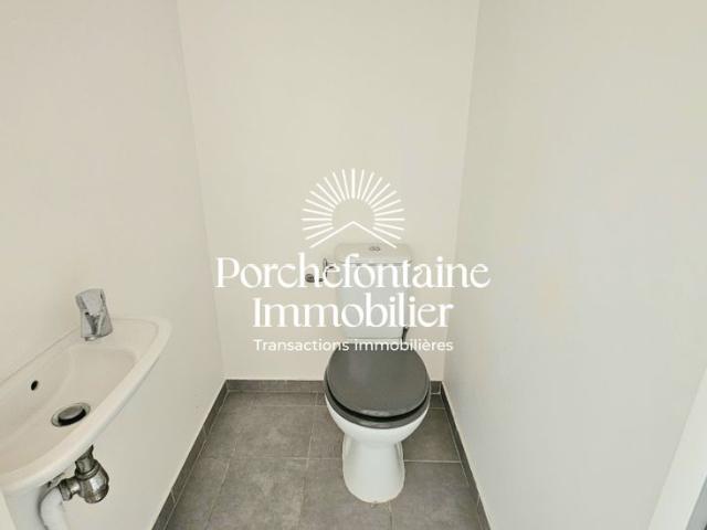 Location Appartement 4 pièces 111m² VERSAILLES 78000