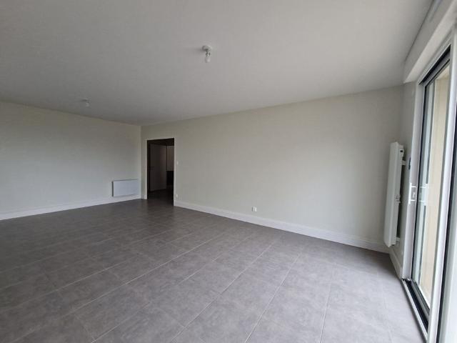 Location appartement 4 pièces, 112.62m², Doué en Anjou