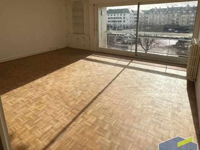 Location Appartement 4 pièces 112m²