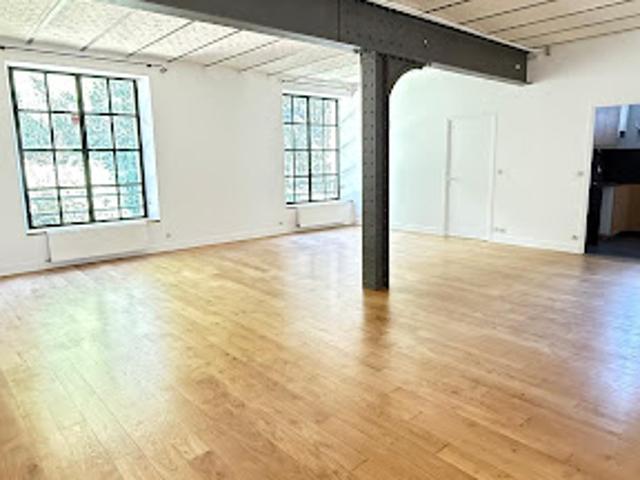 Location Appartement 4 pièces 113.47 m2 Paris 12ème