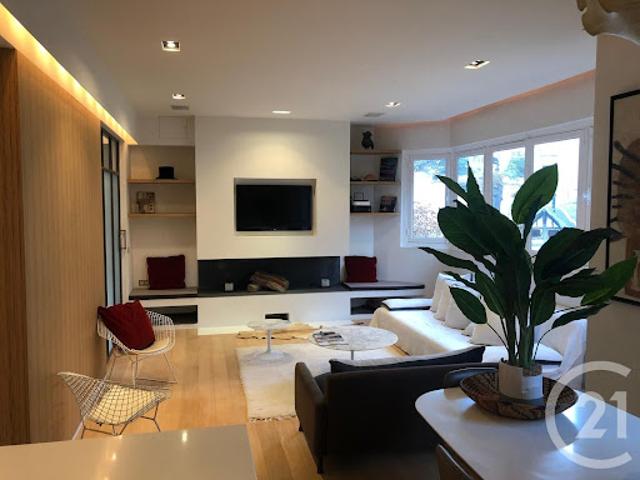 Location Appartement 4 pièces 113.54 m2 Paris 16ème