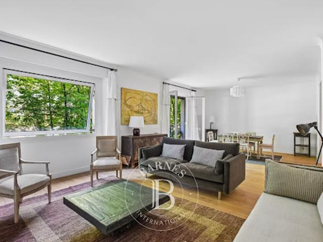 Location Appartement 4 pièces 115.02 m2 Paris 7ème