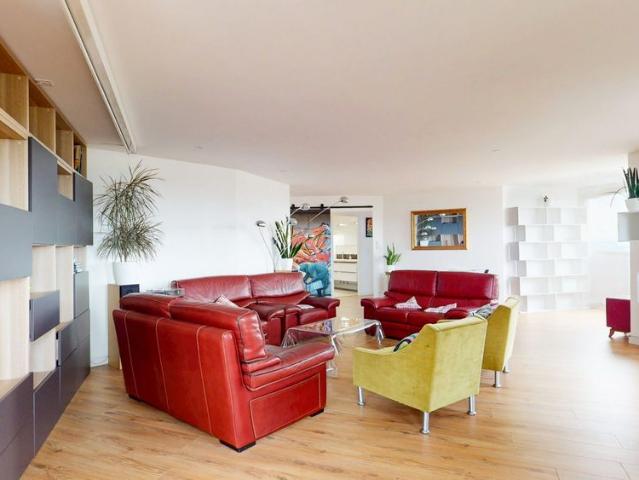Location Appartement 4 pièces 115m² LYON 9ème