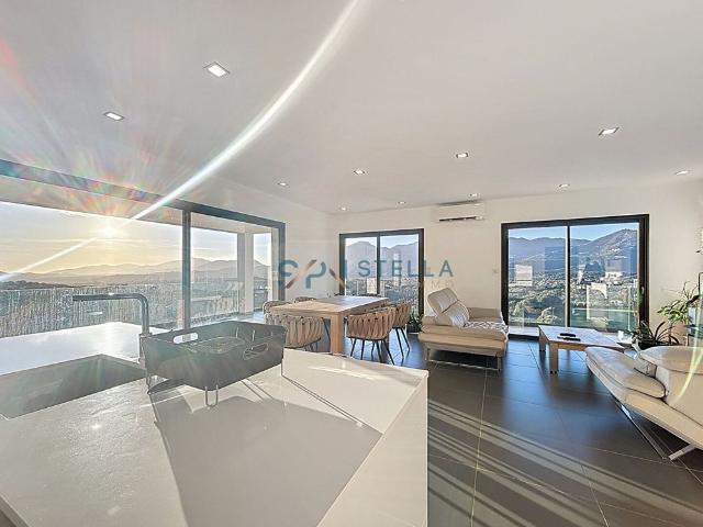 Location Appartement 4 pièces 115m² PERI 20167