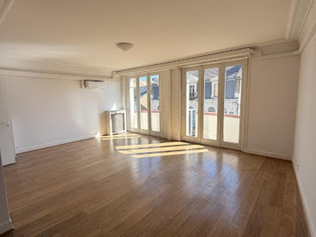 Location Appartement 4 pièces 116.5 m2 Montluçon