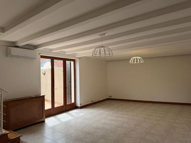 Location appartement 4 pièces, 116.83m², Bry sur Marne