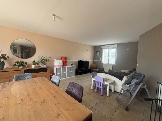 Location Appartement 4 pièces 117m² ST PAUL TROIS CHATEAUX 26130