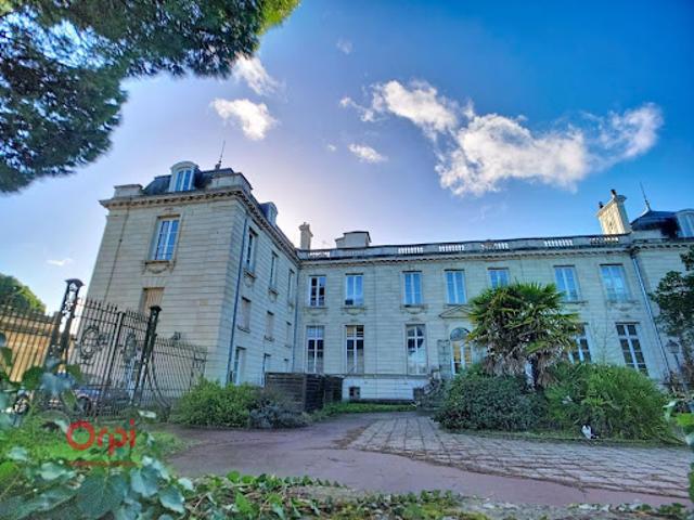 Location Appartement 4 pièces 118.49 m2 Mûrs Erigné