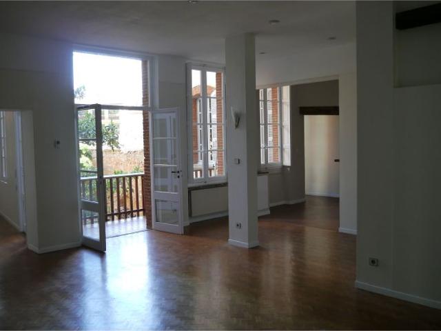 Location appartement 4 pièces 118 m²