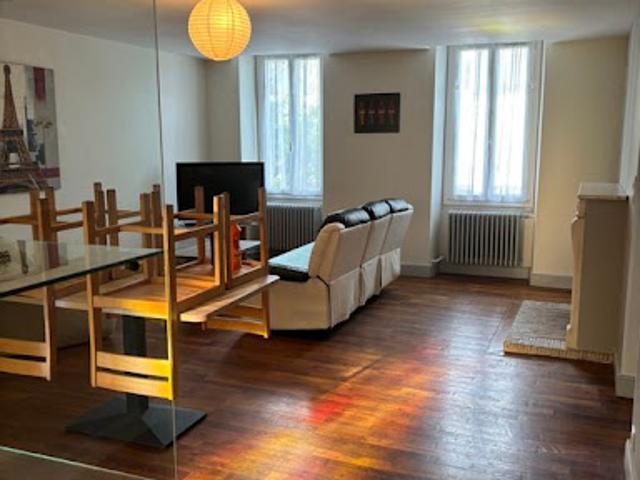 Location Appartement 4 pièces 120 m2 Vierzon