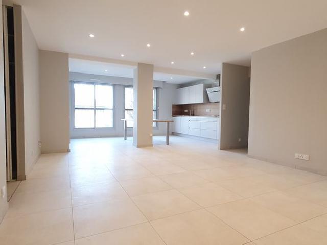 Location Appartement 4 pièces 121m²